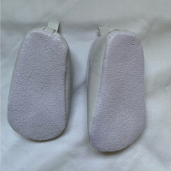 HB 3-6 m Daisy dress with sweater and shoes - Picture 8 of 12